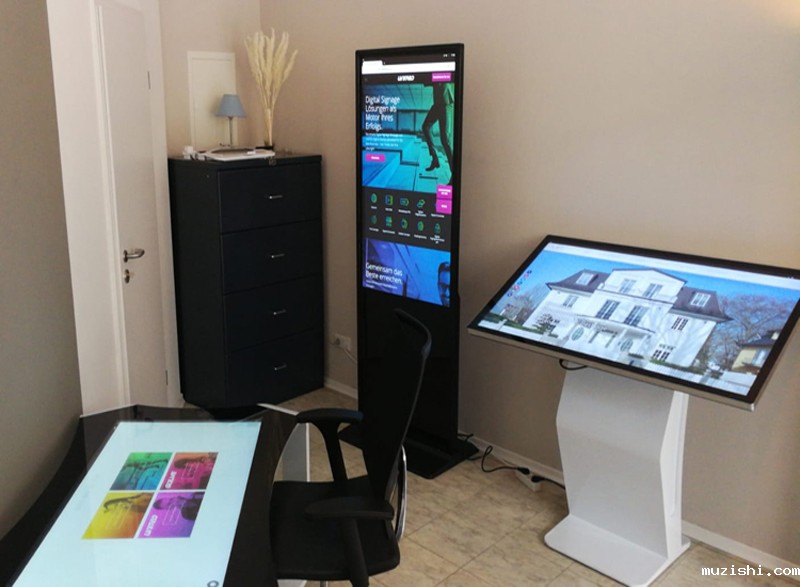 深圳86英寸液晶广告机厂家哪里便宜？