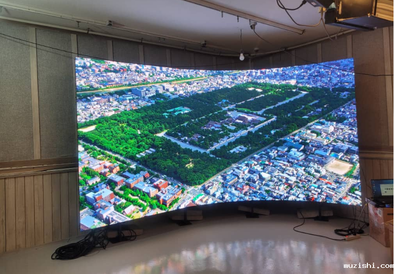 1738829953473990.png 室内P1.95 LED租赁屏 曲面屏 柔性led显示屏.png