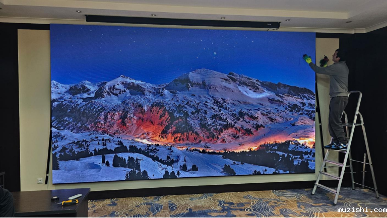 室内P2.5 LED屏 用在吉尔吉斯斯坦某酒店.png